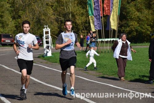 “Татарстан кроссы – 2026” Бөтенроссия йөгерү көнендә 590 чирмешәнле стартка басты