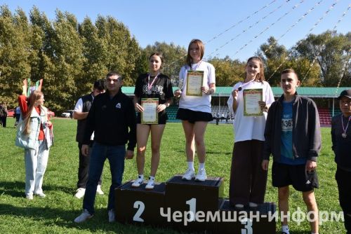 “Татарстан кроссы – 2026” Бөтенроссия йөгерү көнендә 590 чирмешәнле стартка басты