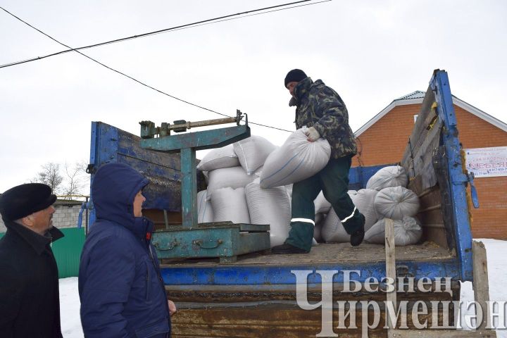 На Черемшанской ярмарке пшеницу распродали