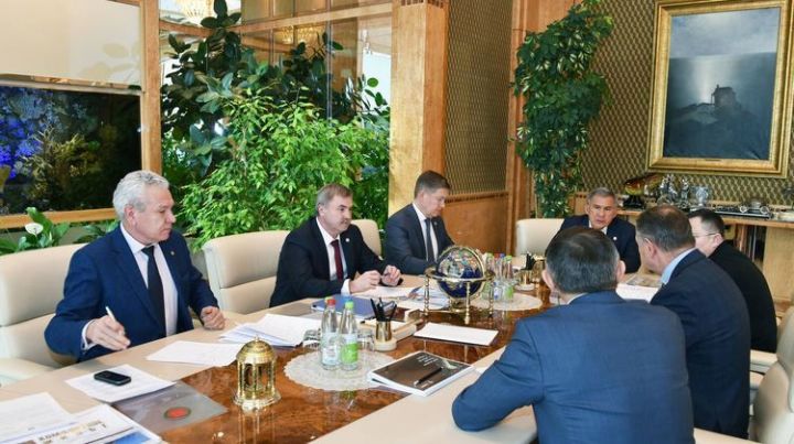 Президент Татарстана пообещал застройщикам рассмотреть их предложения на федеральном уровне