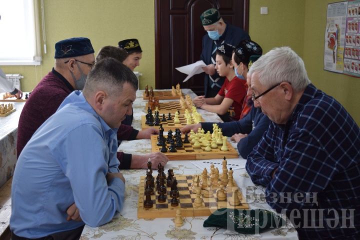 Черемшанский мухтасибат провел шахматный турнир