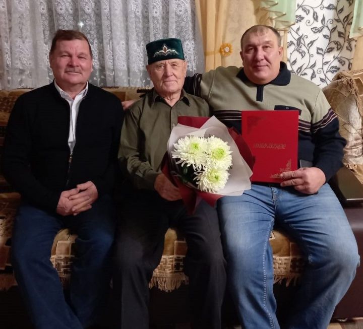 Почетному трактористу села Туйметкино исполнилось 90 лет