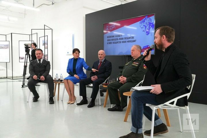 На заседании экспертного клуба «Волга» обсуждали тему патриотизма