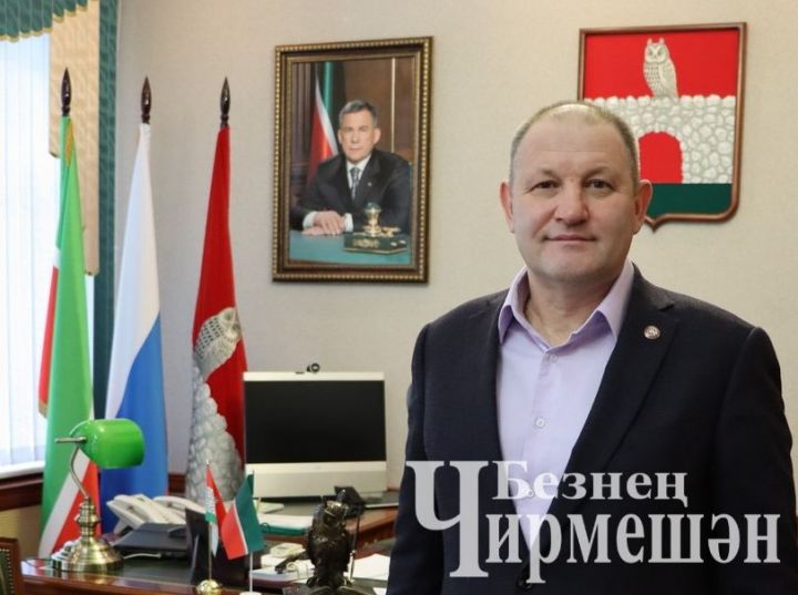 ПОЗДРАВЛЕНИЕ главы Черемшанского муниципального района Рамиля Айбатова с наступающим Новым годом
