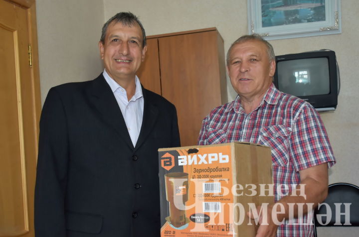 Житель Черемшана выиграл приз районной газеты к своему юбилею