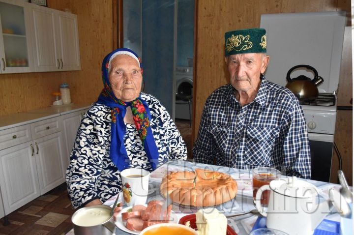 Гариповы из Амирово прожили вместе 65 лет