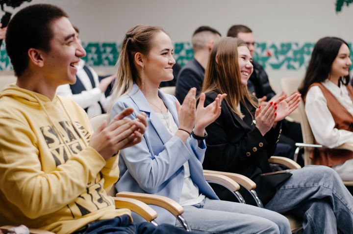 Татарстанской молодежи предлагают принять участие в «Конкурсе молодежных помощников»
