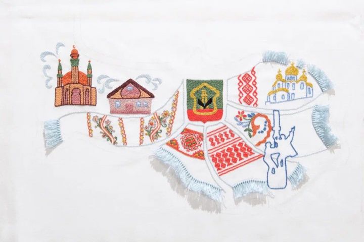 В Казани сошьют в единое полотно фрагменты вышитой карты Татарстана