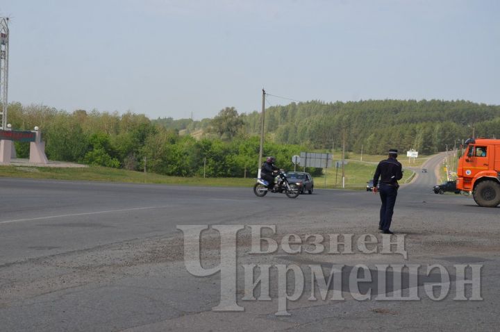 Чирмешәндә тагын өч машина йөртүче таныклыксыз калган