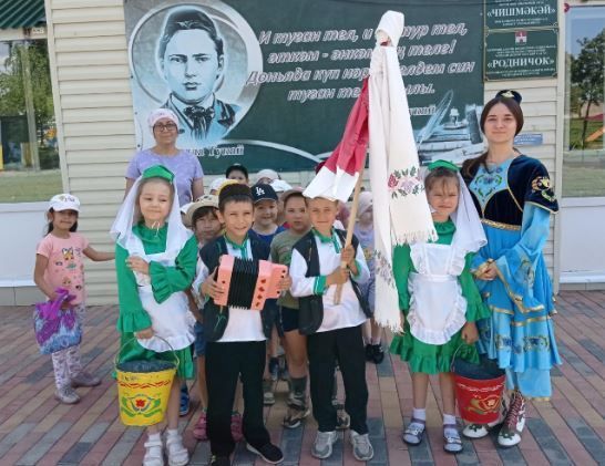 «Чишмәкәй» бакчасында сабыйлар әниләрен үзләре татарча сөйләшергә өнди