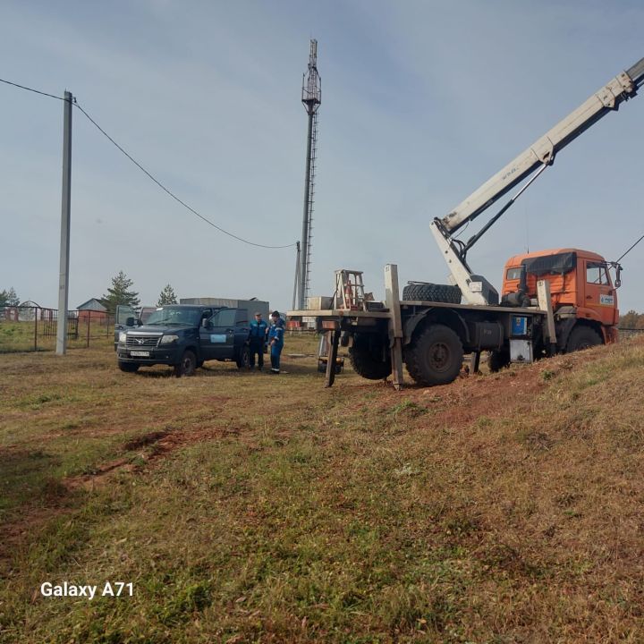 Нефтьчеләр Чирмешән районы авылларында су башняларын ремонтлый