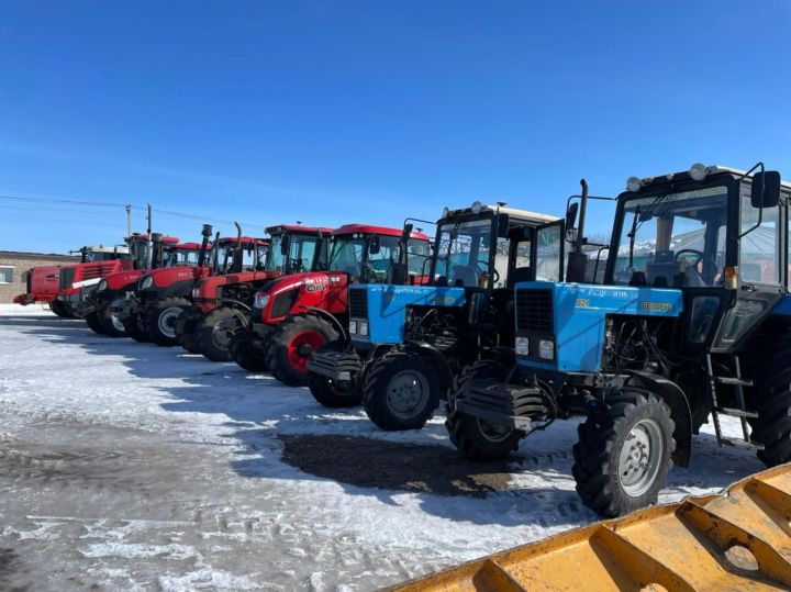 Чирмешән районында кыр эшләренә 200дән күбрәк трактор чыгачак