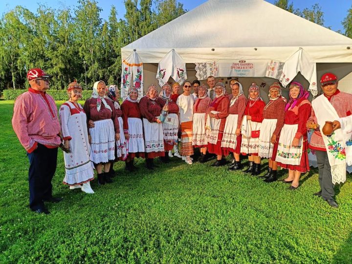 Аккиреевцы показали чувашскую свадьбу