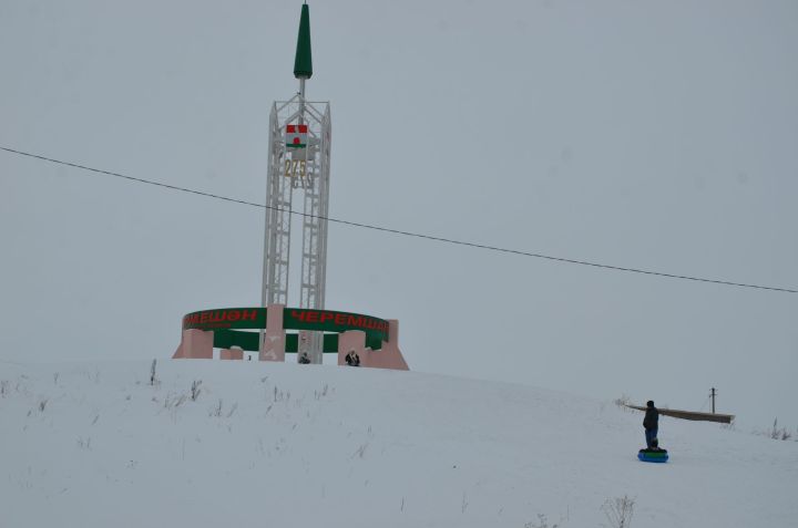 Сегодня в Татарстане будет умеренный снег, местами гололед и метель