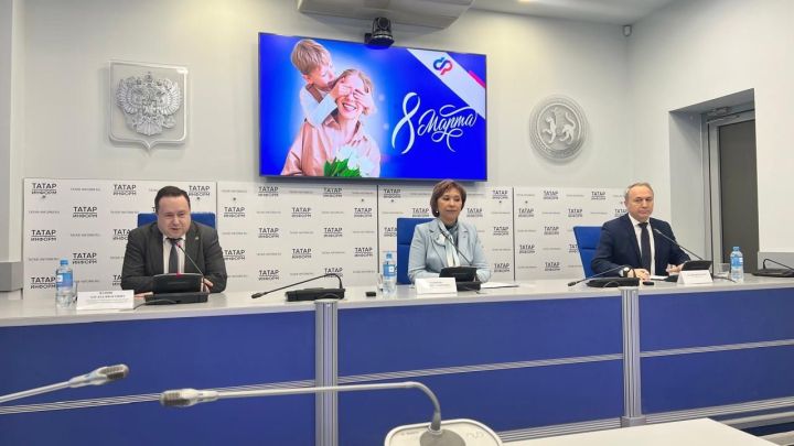 Россия Социаль фонды бүлеге аналарга балаларын шатландыру өчен күбрәк вакыт һәм мөмкинлекләр бирү өчен барысын да эшли
