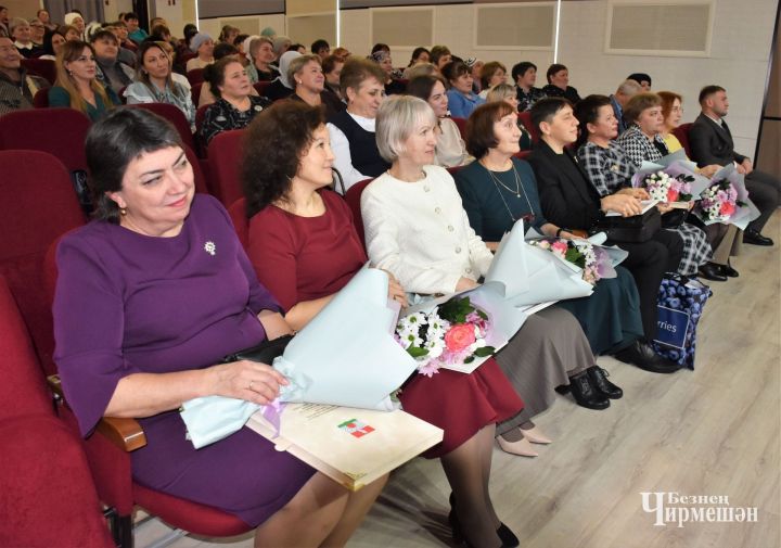 Черемшанские библиотекари научат шить тюбетейки и калфак