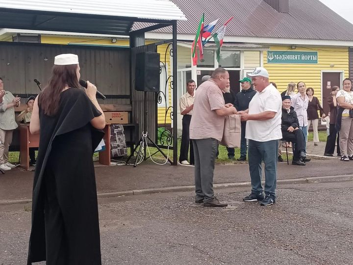 Чумачкалылар Авыл көнендә очрашты
