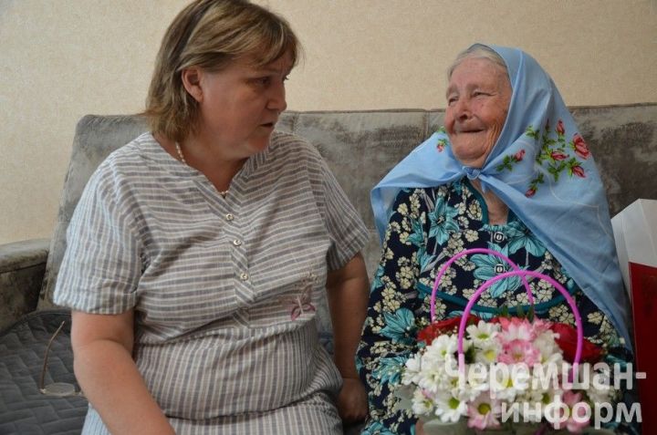 Расскажи про свою бабушку: в Татарстане собирают семейные истории